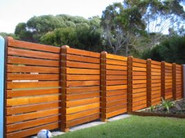 fence horizontal
